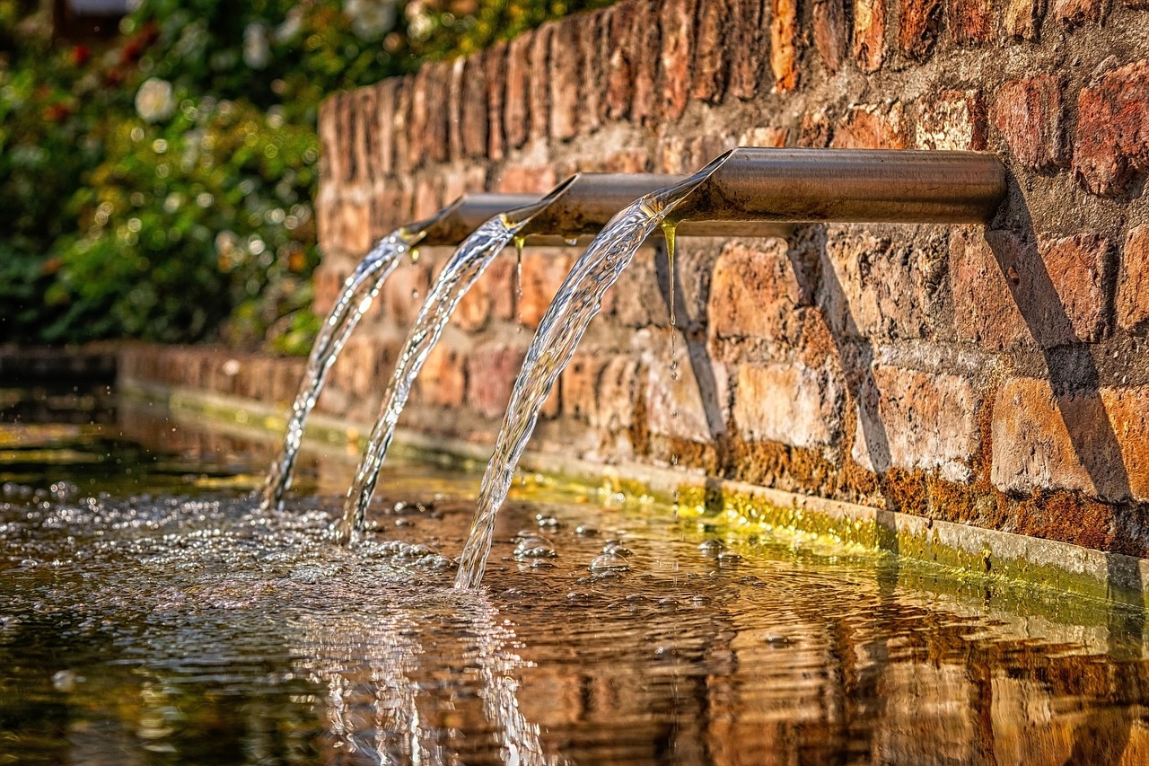 Fountain, water, flow — Atomic Wallet: The Essential App for Crypto Enthusiasts