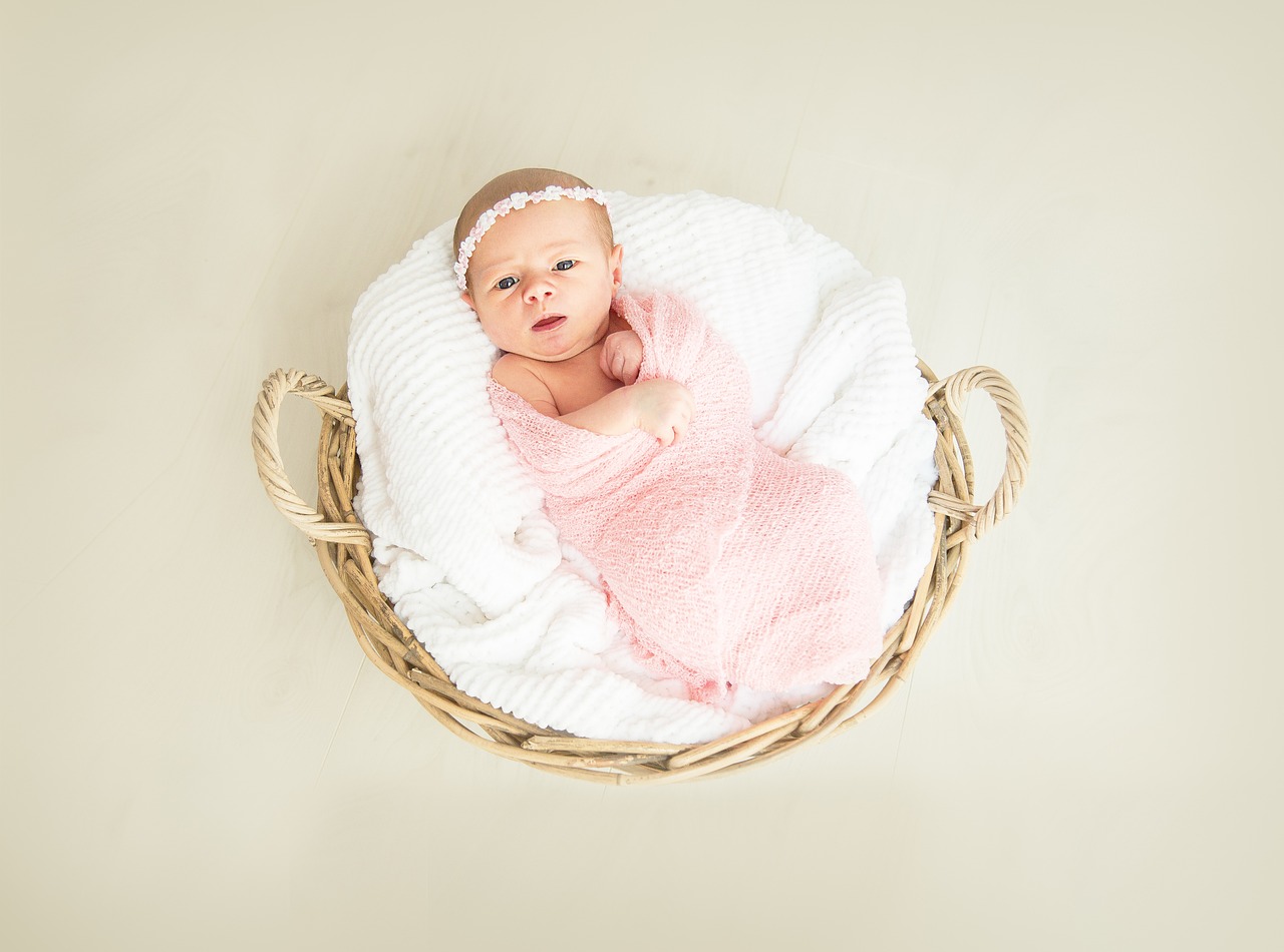Baby, girl, birth — How Bscscan Empowers You in Crypto Trading